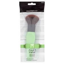 Essential Tools Step 3 
Finish Highlighting and Blending Brush